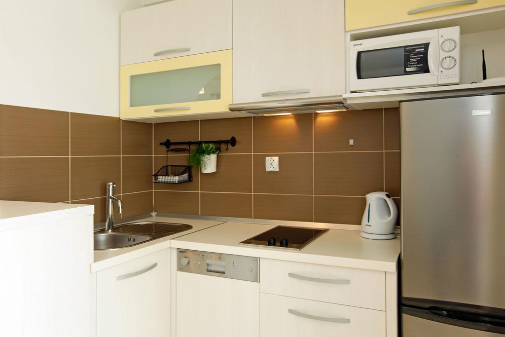 Adria Apartments Gornji Humac Oda fotoğraf